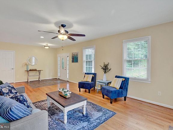 3rd image of 1009 Old Pylesville Rd