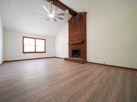 5th image of 11521 Watermoss Ln