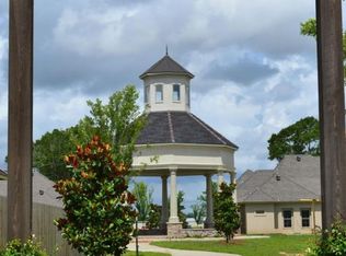 200 Rue De La Rochelle, Broussard, LA 70518