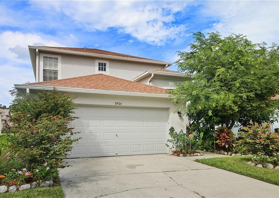1st image of 8906 Bridgeford Oaks Dr