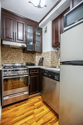 Rented by Exor Asset Managment LLC | media 12