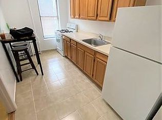 31-23 32nd St #5A, Astoria, NY 11106