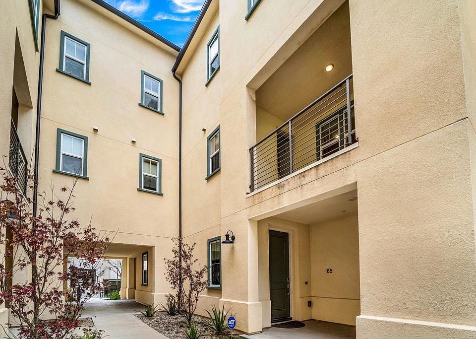 1st image of 5361 Calle Rockfish #65