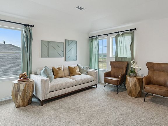 4th image of 126 Pheasant Run Rd