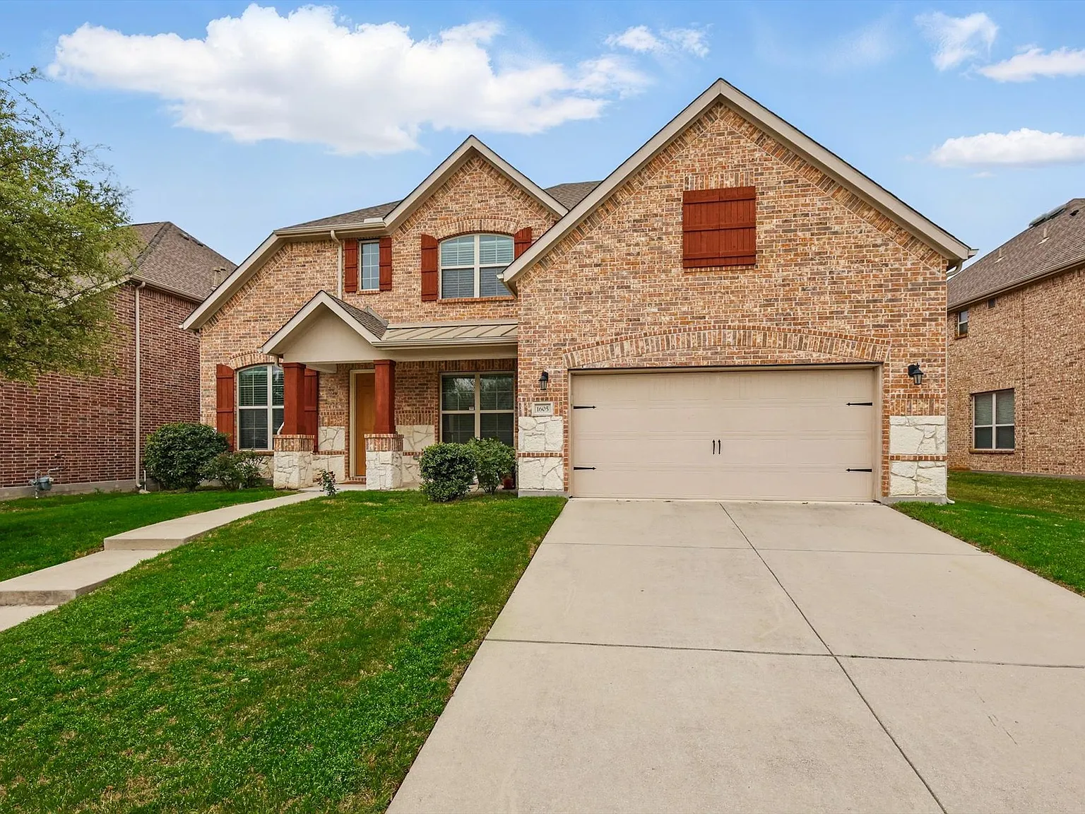 4 bed, 3.5 bath, 3565 sqft, $3,300 — Photo 2