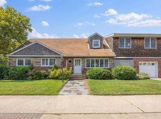 13556 124th St, South Ozone Park, NY 11420