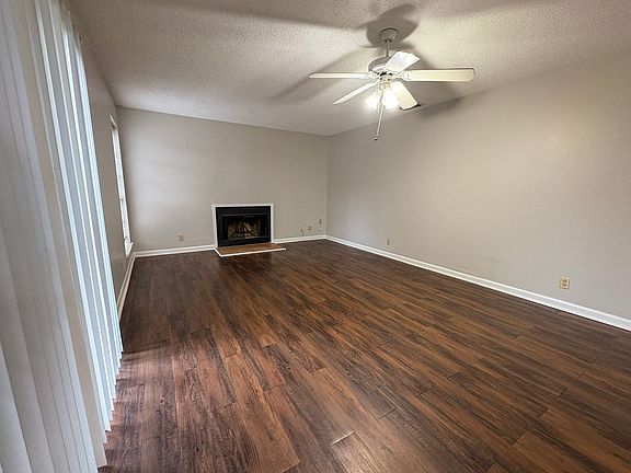 5th image of 4222 Southpark Dr APT 110