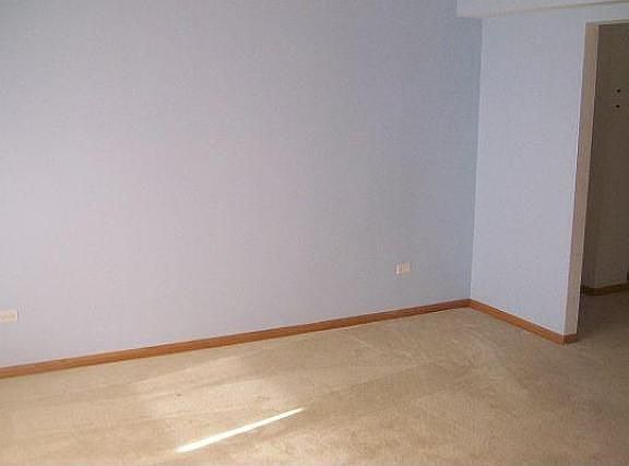 4th image of 5615 Feathercreek Rd