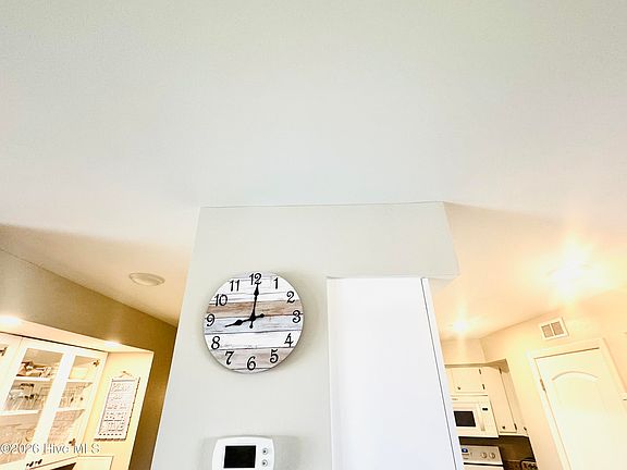4th image of 1505 Salter Path Road #325