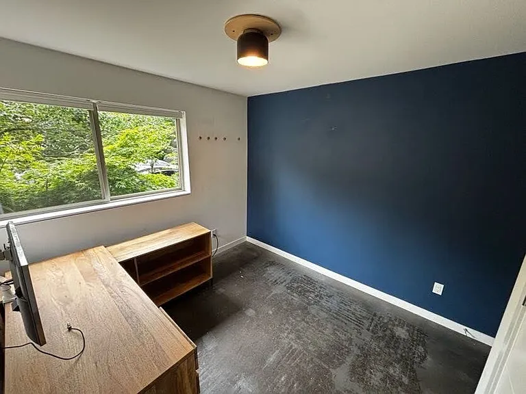 513 20th Ave E #D — Photo 6