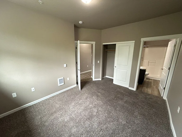 Hawthorne Place Apartments — Photo 22