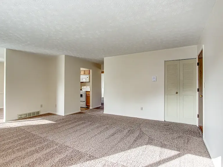 Northbury Colony — Photo 19