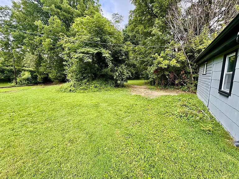6 Irma Ln — Photo 22