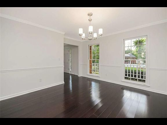 3rd image of 850 Kinsey Ln