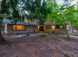 2010 SW Pheasant Dr, Beaverton, OR 97003