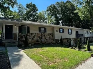 Oak Tree Apartments, McMinnville, TN 37110