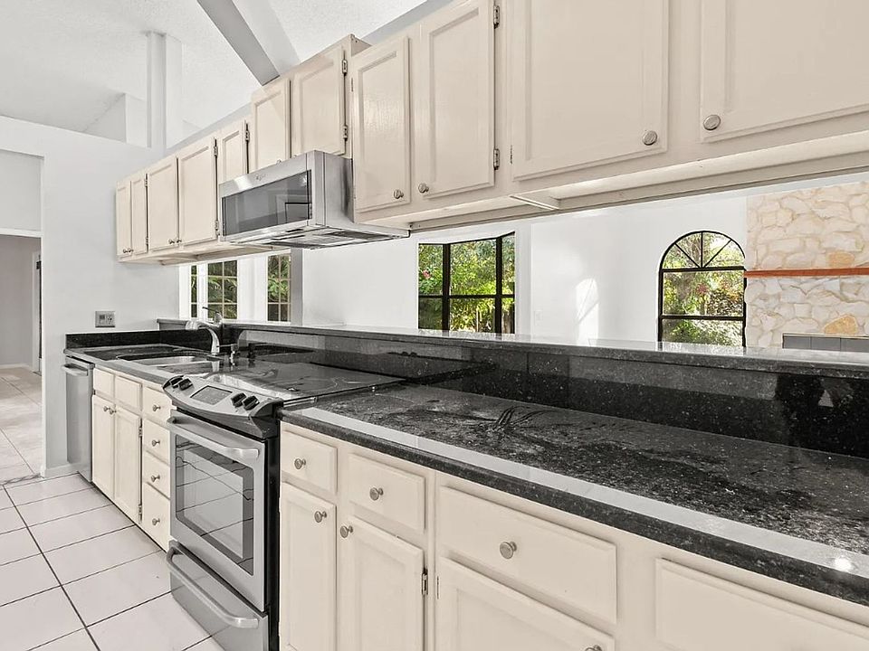 1st image of 4815 NW North Macedo Blvd