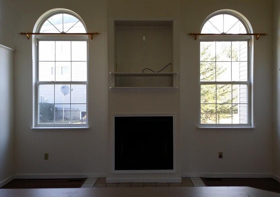 Living Room (1)