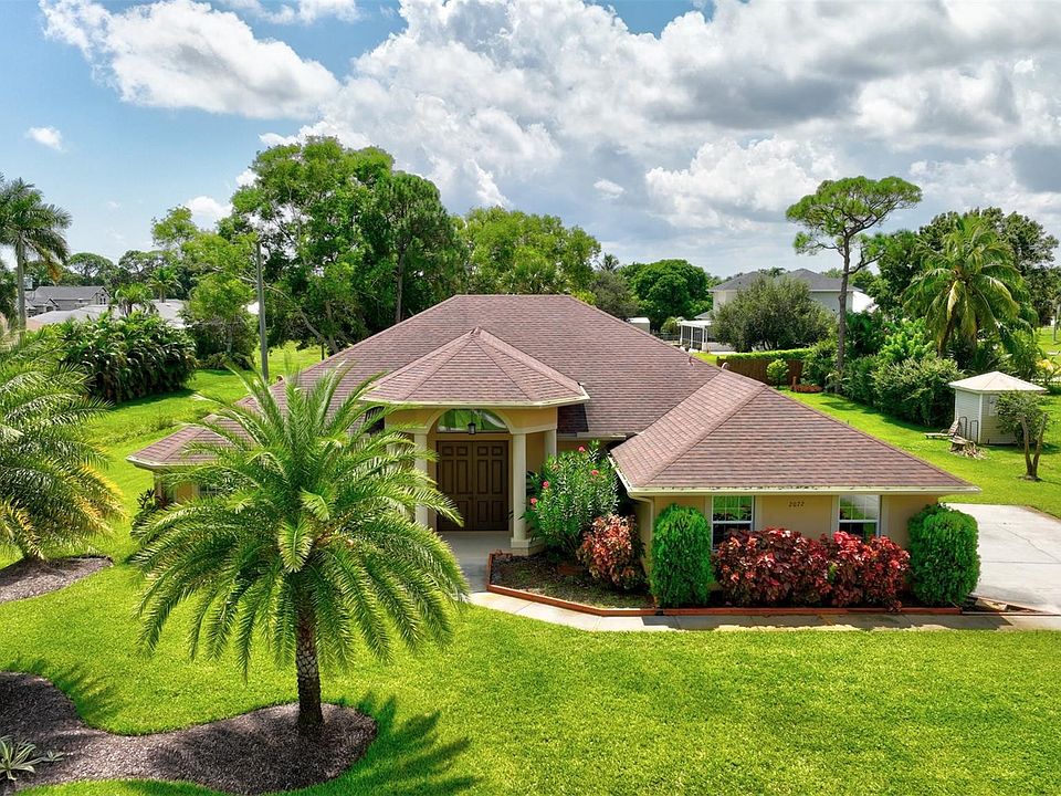1st image of 2072 SE Westmoreland Boulevard