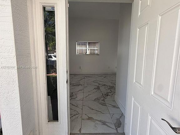 3rd image of 2514 NE 41st Ave