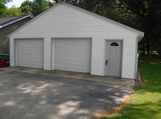 1817 Michigan Ave, Manitowoc, WI 54220