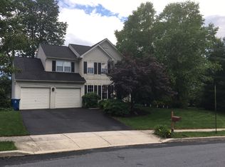 10 Stephanie Rd, Birdsboro, PA 19508