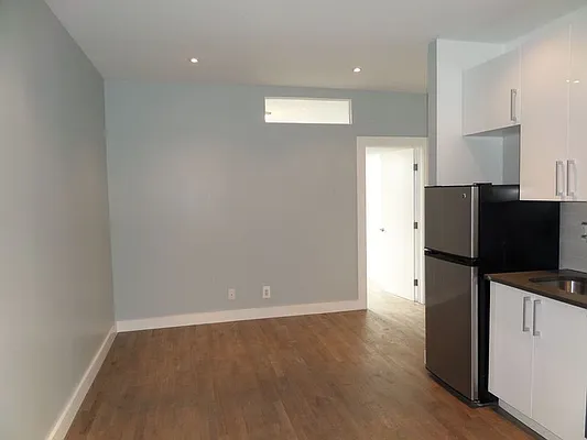 Rented by Vass Stevens Group | media 14