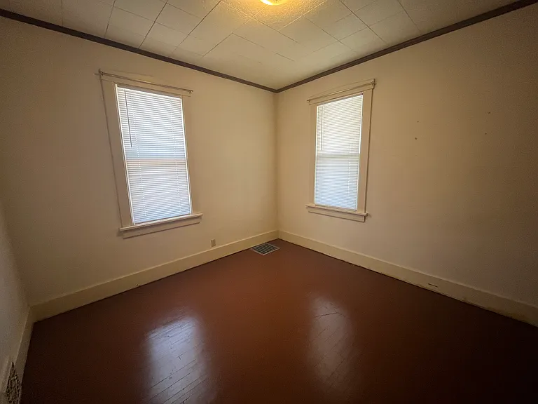 602 W Loucks Ave — Photo 15