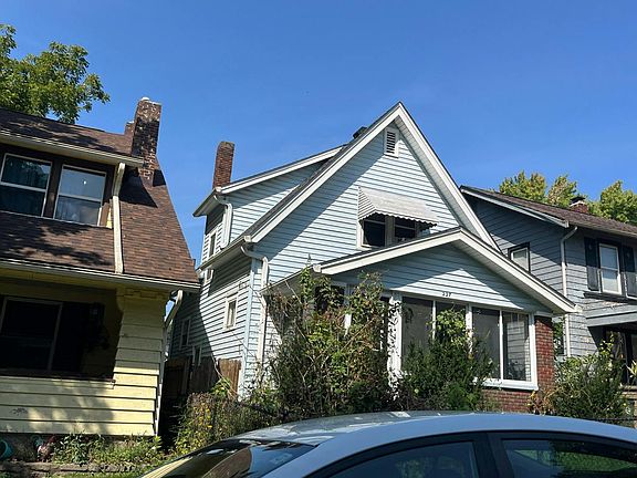 3rd image of 227 Cleveland Ave