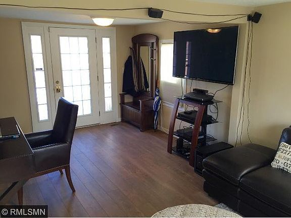 4th image of 500 Warner Ave S