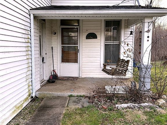 3rd image of 10785 S County Road 200 W