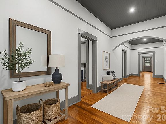 5th image of 1025 Park Avenue Ext