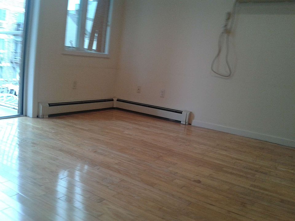 1st image of 3170 42nd St #2