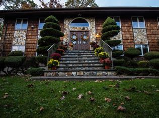 329 Lighthouse Ave, Staten Island, NY 10306