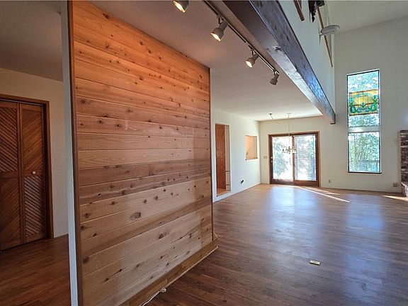 5th image of 14243 Wycliff Way