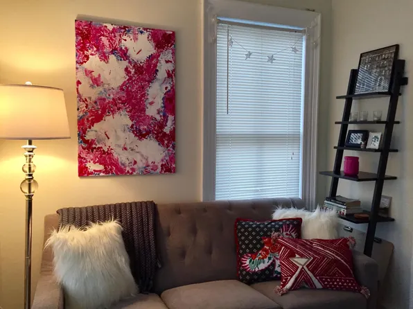 30 W Somerset St, Raritan, NJ 08869