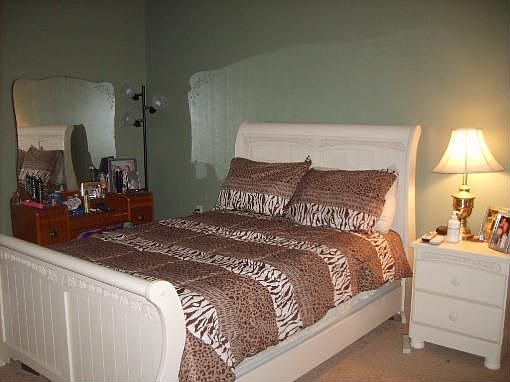 5th image of 19 Penny Ln