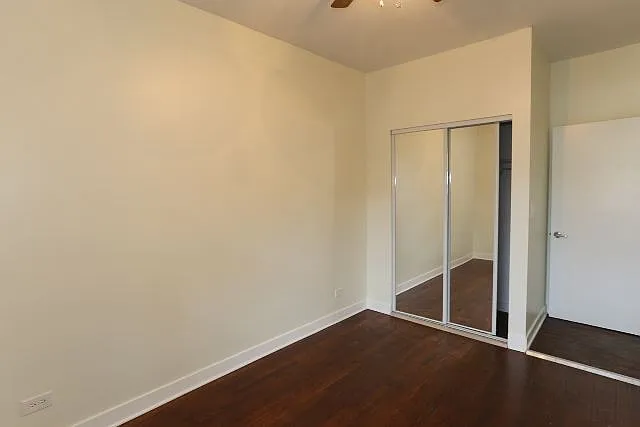 2944 W Montrose Ave #3 — Photo 15