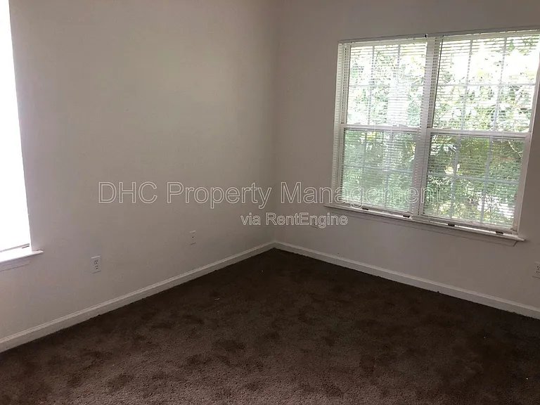 1944 North Ave NW — Photo 12