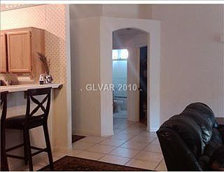 3rd image of 713 Dinard Way