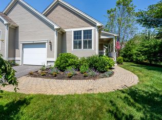 18 Chadwick Ct, Mashpee, MA 02649