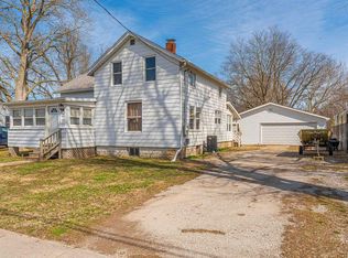 108 S Church St, Green Valley, IL 61534