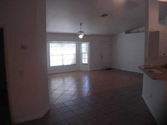 4th image of 589 Adalia Ter