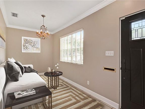 3rd image of 2937 Oberlin Ave