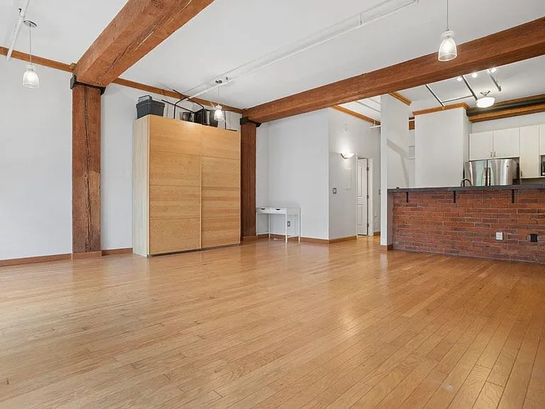 518 Beatty St #306 — Photo 11