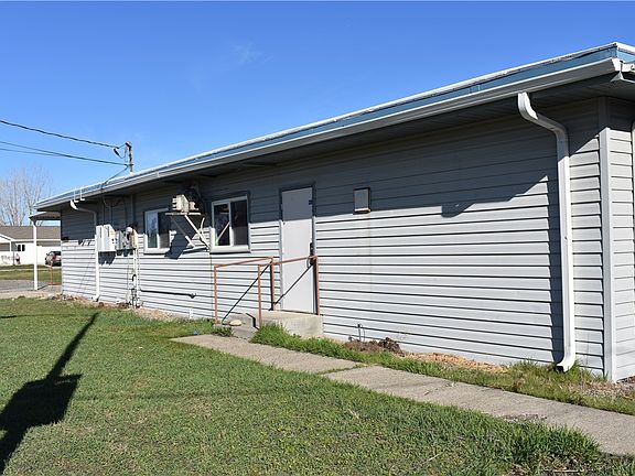 5th image of 4635 Simpson St