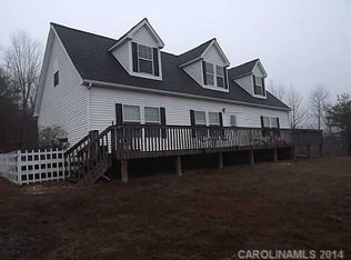 7189 Green Farm Rd, Lawndale, NC 28090