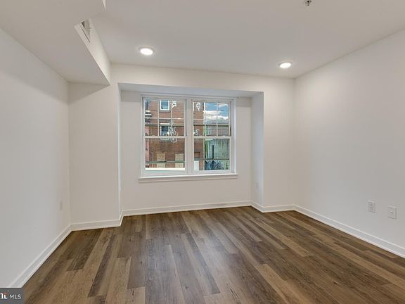 3rd image of 1926 N 2nd St Unit 2