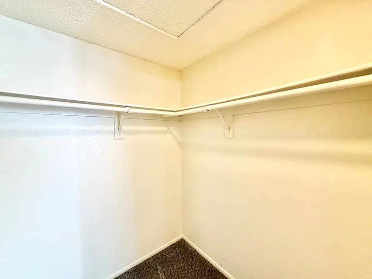 541 Ocean Ave — Photo 20