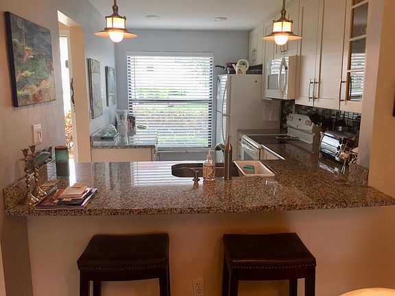 5th image of 6180 Sun Blvd APT 115